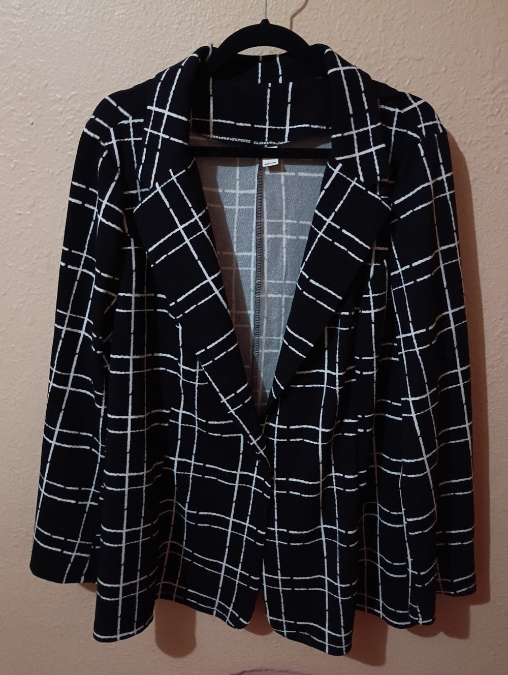 Size 4X Black and White Blazer Jacket